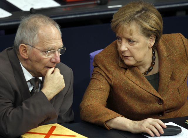 Νέο πακέτο βοήθειας μόνο αν εφαρμοστούν τα μέτρα, διαμηνύει ο Σόιμπλε